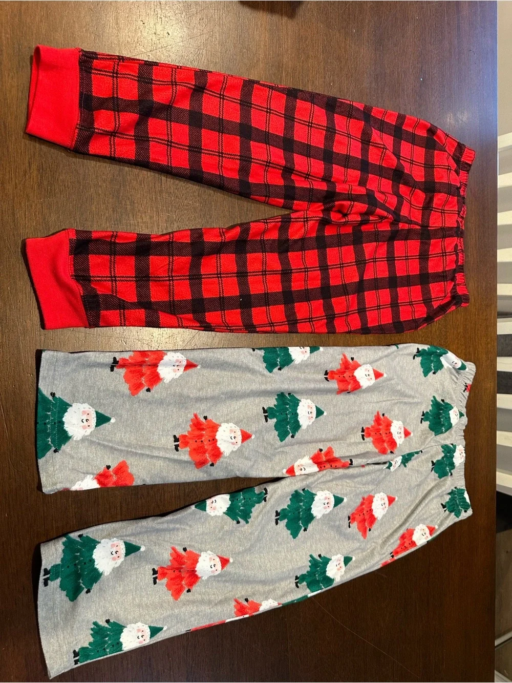 Carter's kids 7/7A Lounge Pants and Size 7 Santa Claus Red Plaid Christmas
